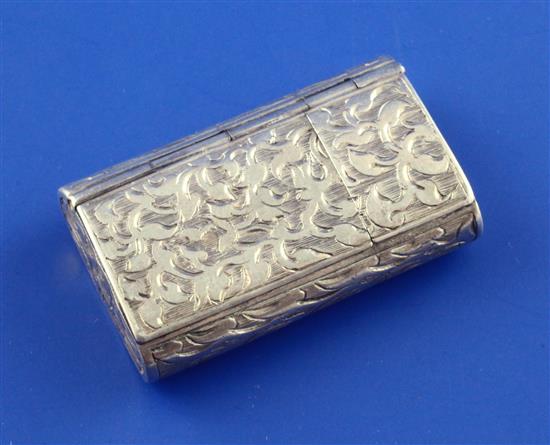 A Victorian silver combination snuff box and cheroot cutter, 1.5in.